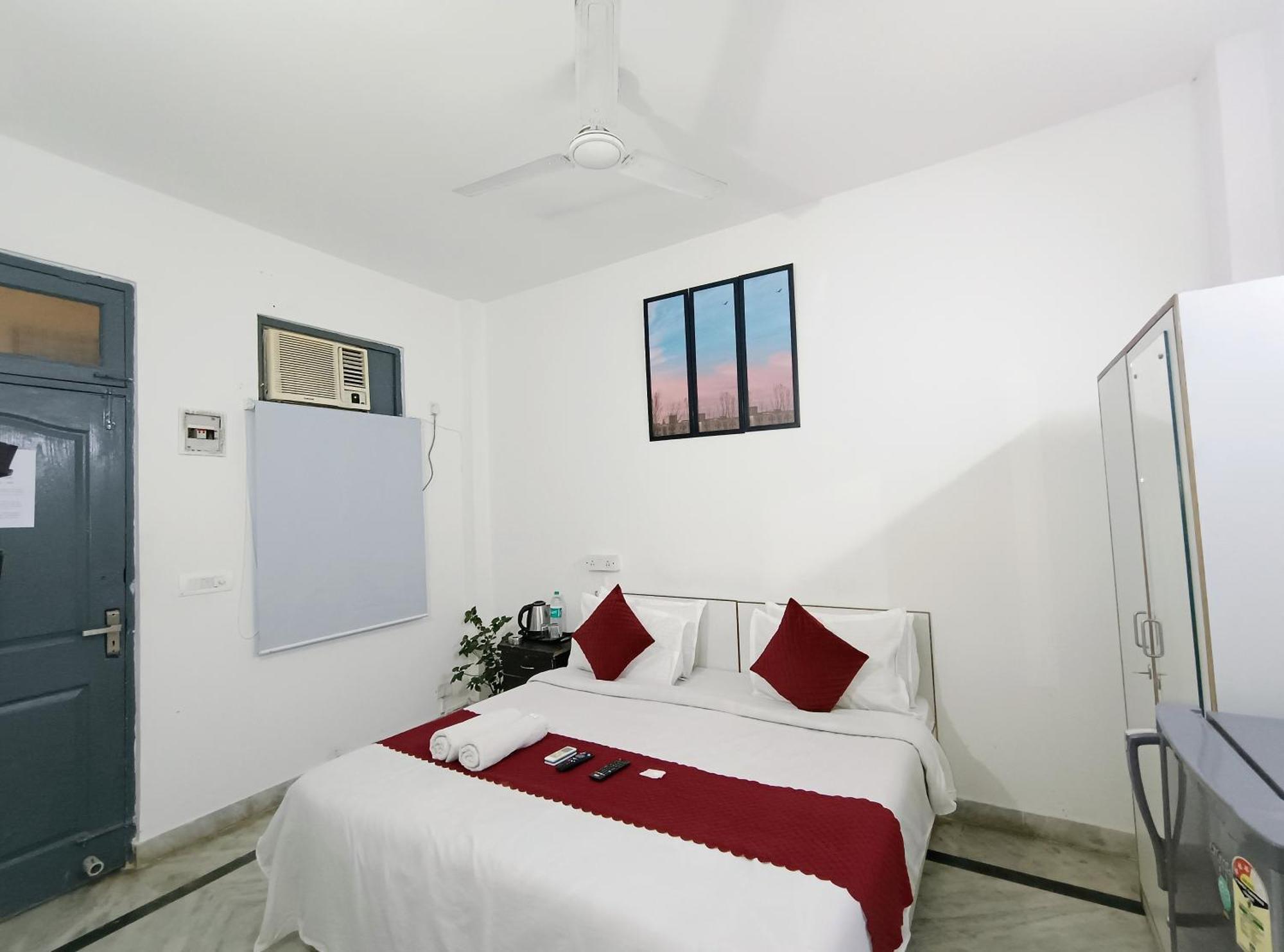 Hotel Hauz Khas Fort View Νέο Δελχί Εξωτερικό φωτογραφία